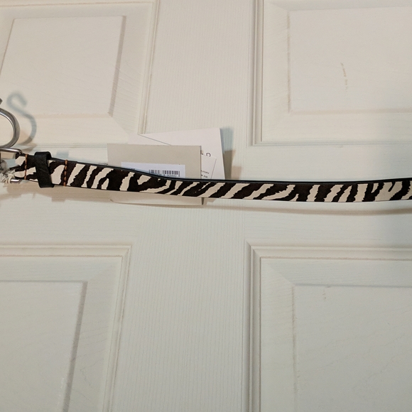 NWT 3/4" wide Liebeskind Berlin leather and faux fur zebra patterned belt - Picture 6 of 6